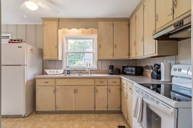 1102 Hiwassee Dr unit 1104, Columbia, TN 38401 - photo 5