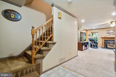 308 Manor Ln unit 5, King of Prussia, PA 19406 - photo 3