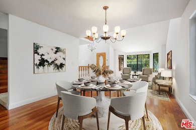 13031 Magnolia Blvd, Sherman Oaks, CA 91423 - photo 6