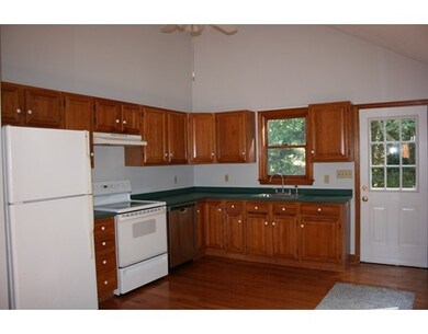 207 Poquanticut Ave, North Easton, MA 02356 - photo 4