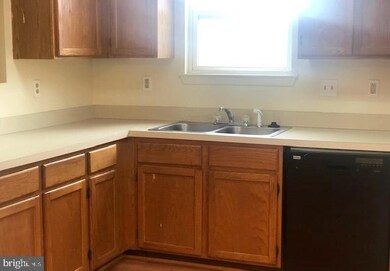 241 Merrbaugh Dr, Hagerstown, MD 21740 - photo 4