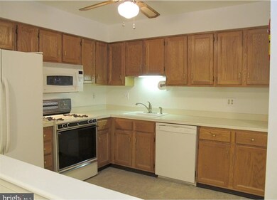 830 Westfield Dr, Cinnaminson, NJ 08077 - photo 4