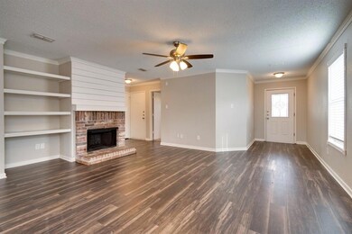 8212 Clear River Ln, Denton, TX 76210 - photo 4