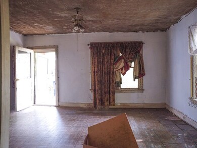 1124 W Lincoln Ave, Albany, GA 31707 - photo 7