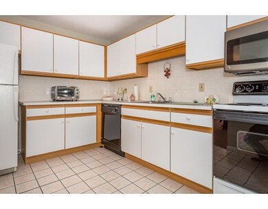 27 Fuller Rd unit 1, Foxboro, MA 02035 - photo 2