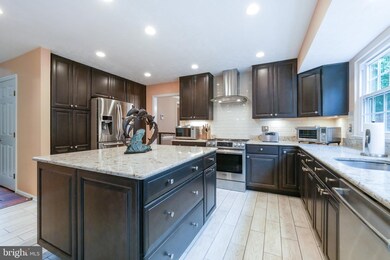 12504 Seurat Ln, North Potomac, MD 20878 - photo 4