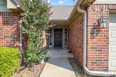 2012 E Princeton St, Broken Arrow, OK 74012 - photo 3