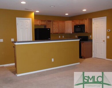 Kitchen. Ktchen with Breakfast Bar