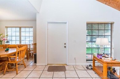 unlisted-address, Davie, FL 33328 - photo 4