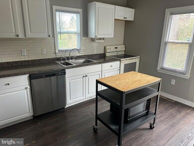 64 Church Rd, Royersford, PA 19468 - photo 6