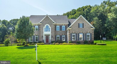 1682 Hunting Crest Way, Vienna, VA 22182 - photo 5