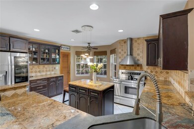 10901 SW 31st St, Davie, FL 33328 - photo 5