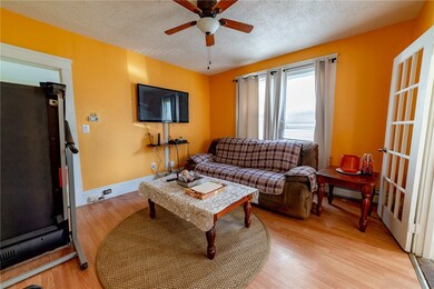 311 Swan St unit 313, Providence, RI 02905 - photo 3
