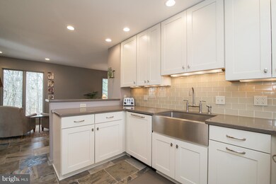 759 Carefree Ln, Boyce, VA 22620 - photo 2