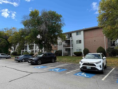 383 Huse Rd unit 5, Manchester, NH 03103 - photo 5