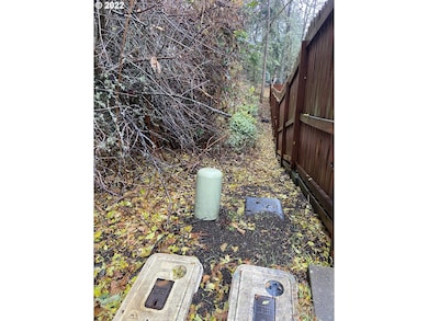 806 Sundance St, Eugene, OR 97405 - photo 5