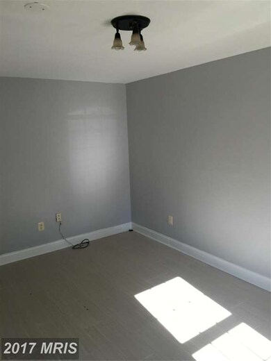 2914 Wythe Ct, Woodbridge, VA 22191 - photo 3