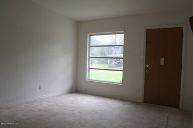 10614 Pine Estates Rd E, Jacksonville, FL 32218 - photo 5