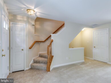 1861 Tiger Lily Cir unit 39, Woodbridge, VA 22192 - photo 5