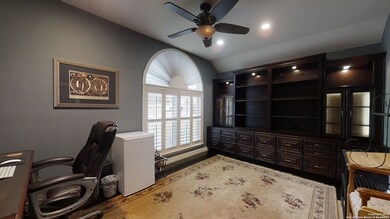 10625 Black Horse, Helotes, TX 78023 - photo 3