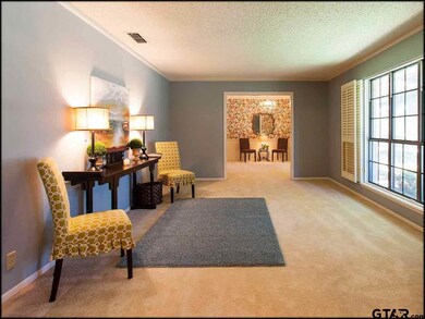 8215 Cambridge Rd, Tyler, TX 75703 - photo 4