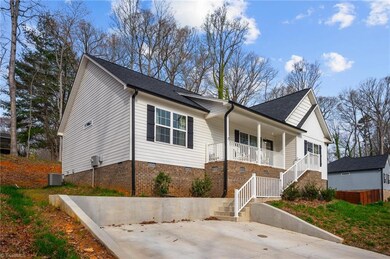 1592 Brookdale Dr, Asheboro, NC 27205 - photo 6