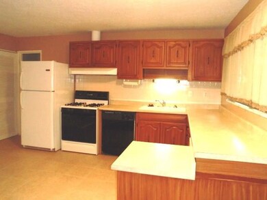 2925 S Parker Ave, Indianapolis, IN 46203 - photo 5