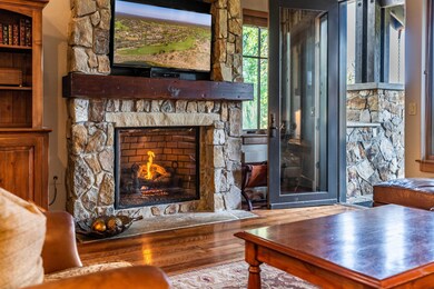 65690 Adventure Ct unit 108, Bend, OR 97701 - photo 6