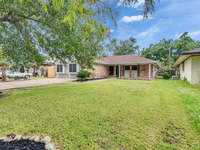 5115 Toho Dr, Houston, TX 77032 - photo 3