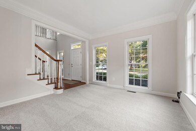 1901 Powells Landing Cir, Woodbridge, VA 22191 - photo 7