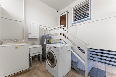 2915 Koali Rd unit C, Honolulu, HI 96826 - photo 3