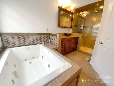 12134 Brownestone View Dr, Charlotte, NC 28269 - photo 6