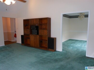 Large attractive cabinet to remain with Great Room