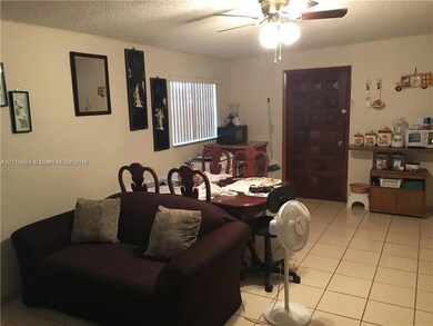 STUDIO/IN LAWS WITH PRIVATE ENTRANCE