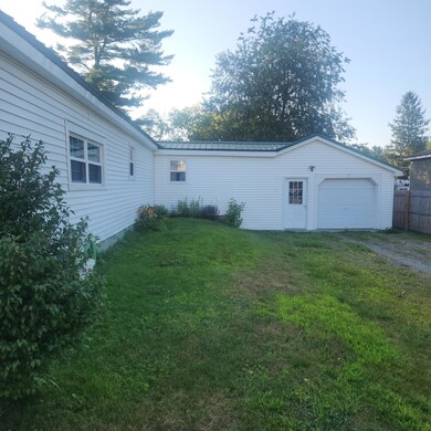 17 Willow St, Howland, ME 04448 - photo 4