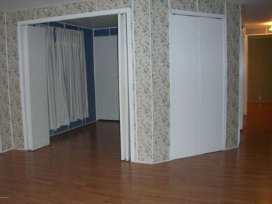 2ND BEDROOM OFF THE GREATROOM