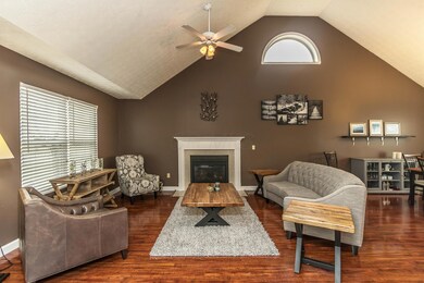 1817 Aurora Ave, Lewis Center, OH 43035 - photo 5