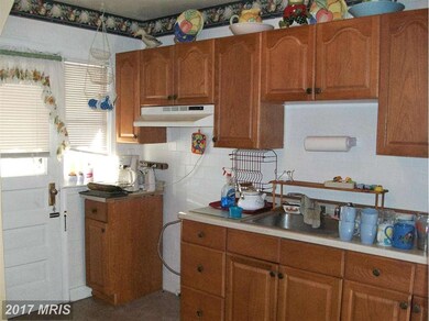 2110 Parksley Ave, Baltimore, MD 21230 - photo 6