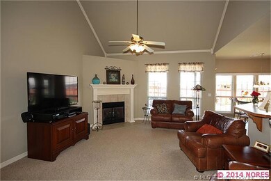 Living Room2