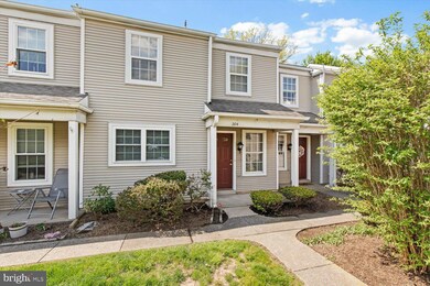 204 Barrington Ct, Palmyra, PA 17078 - photo 6