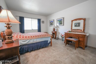 Master Bedroom 01