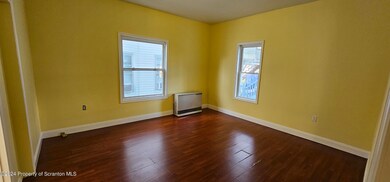 1149 W Locust St unit 1st floor, Scranton, PA 18504 - photo 6