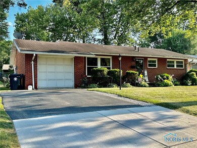 3015 Gracewood Rd, Toledo, OH 43613 - photo 2