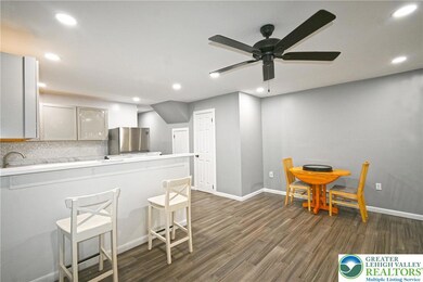 639 Dixon St, Allentown, PA 18103 - photo 6