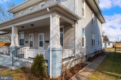 240 N Lincoln St, Palmyra, PA 17078 - photo 4