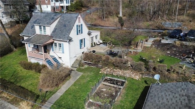 817 Hoffman Terrace, Easton, PA 18042 - photo 2