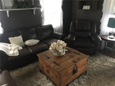 329 N 18th Ave, Beech Grove, IN 46107 - photo 3