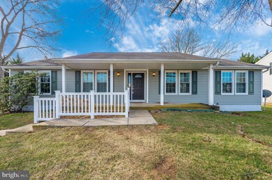 214 Cramer Ave, Walkersville, MD 21793 - photo 2