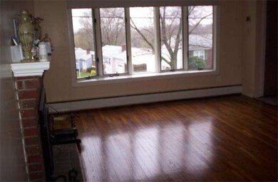 12 Magnolia Rd, Holbrook, MA 02343 - photo 2