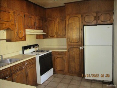803 S Tennessee Ave, Weslaco, TX 78596 - photo 4